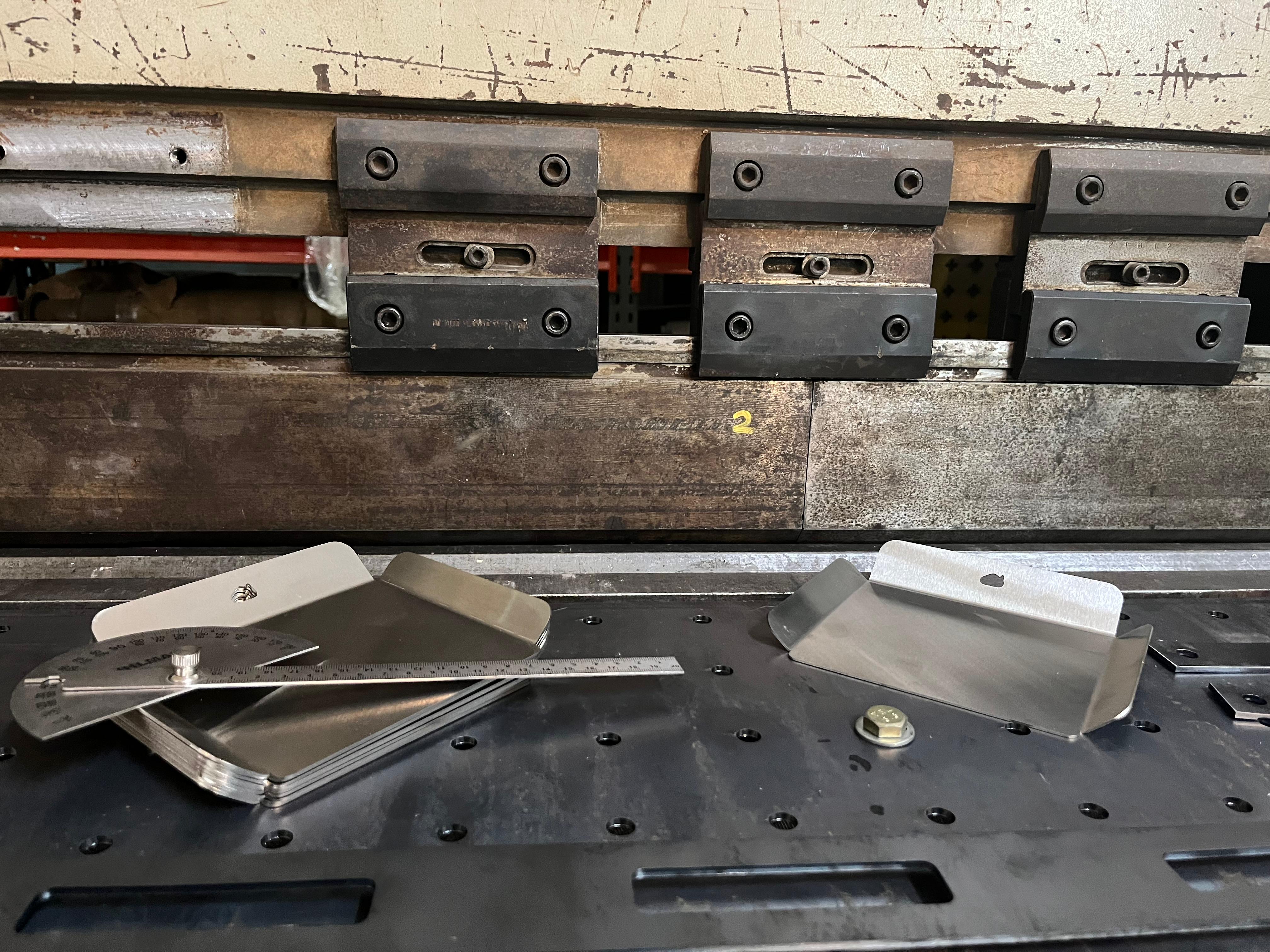Plegado CNC de precisión